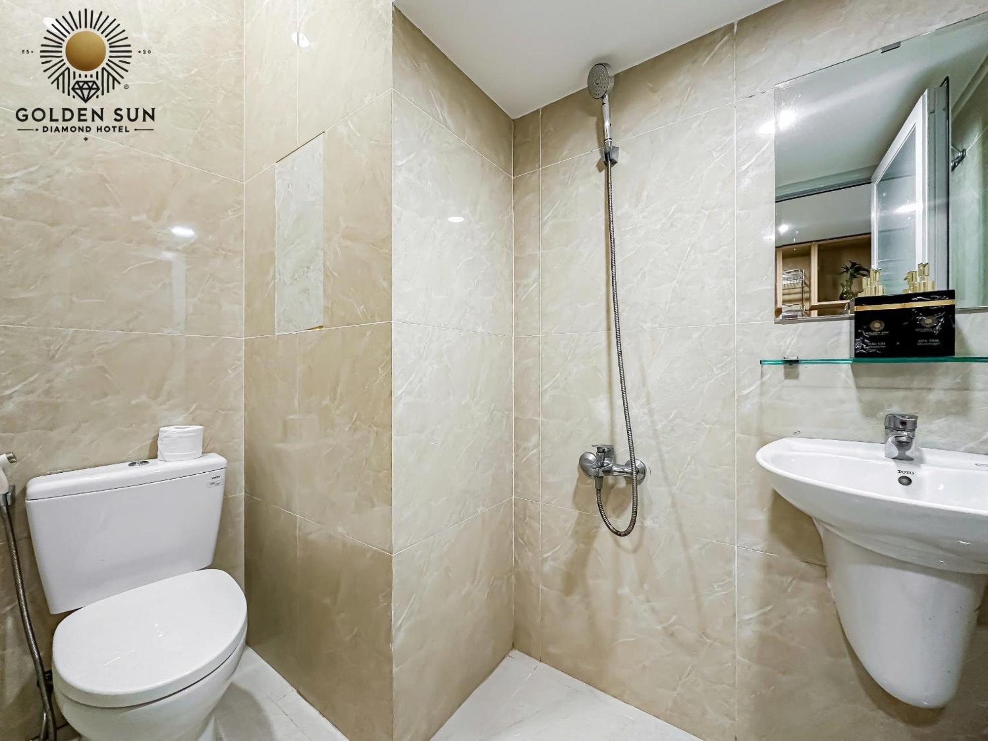 Golden Sun 7 Aparthotel *