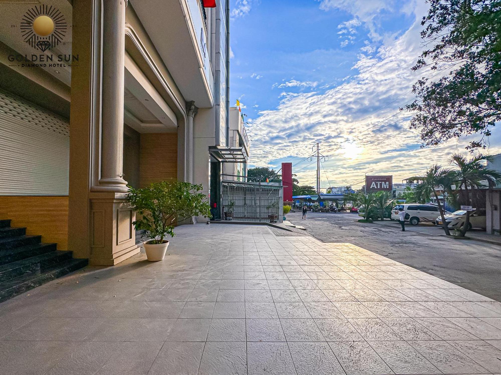 Golden Sun 7 Aparthotel