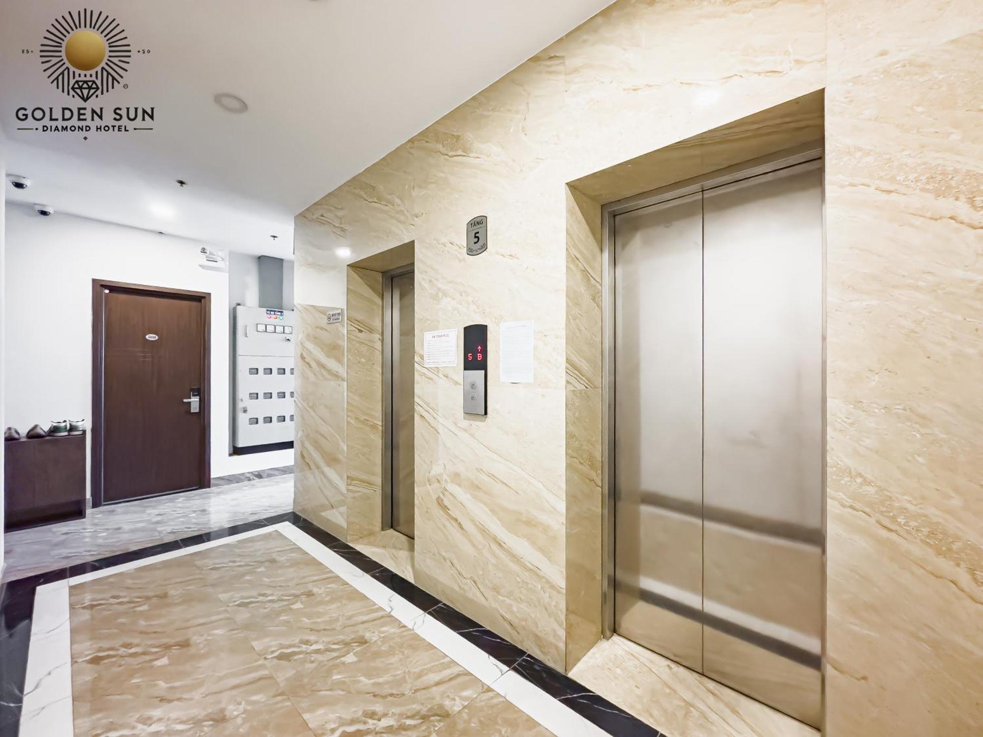 Golden Sun 7 Aparthotel